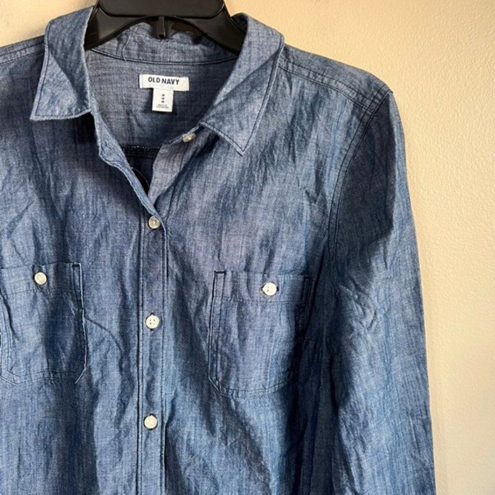 Old navy medium blue blouse - Picture 2 of 4